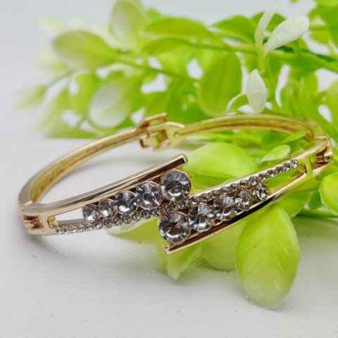 Radiant Elegance Adjustable Crystal Bracelet  | Best Quality Artificial Bracelet For Girls & Women | Imported Glamour for Every Occasion | Elegant Design