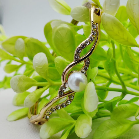 Graceful Adjustable Bracelet with Dazzling Pearl Accent  Imported Elegance | Best Quality Artificial Bracelet For Girls & Women | for Every Occasion